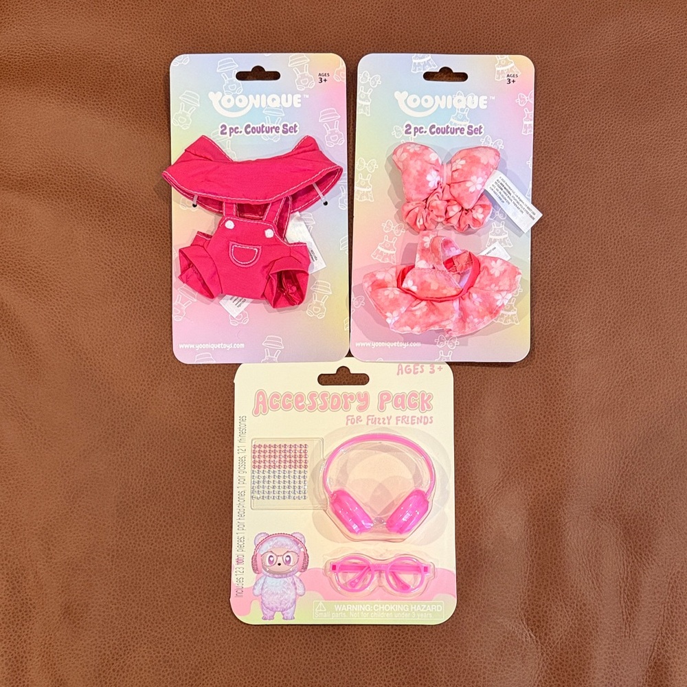 Younique Fuzzy Friends  Pink Doll Fashion Set